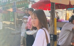 美女脱衣动态图